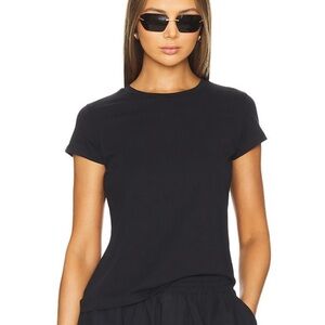 AGOLDE | Mariam Classic Fit Short Sleeve T-shirt - Medium // Black